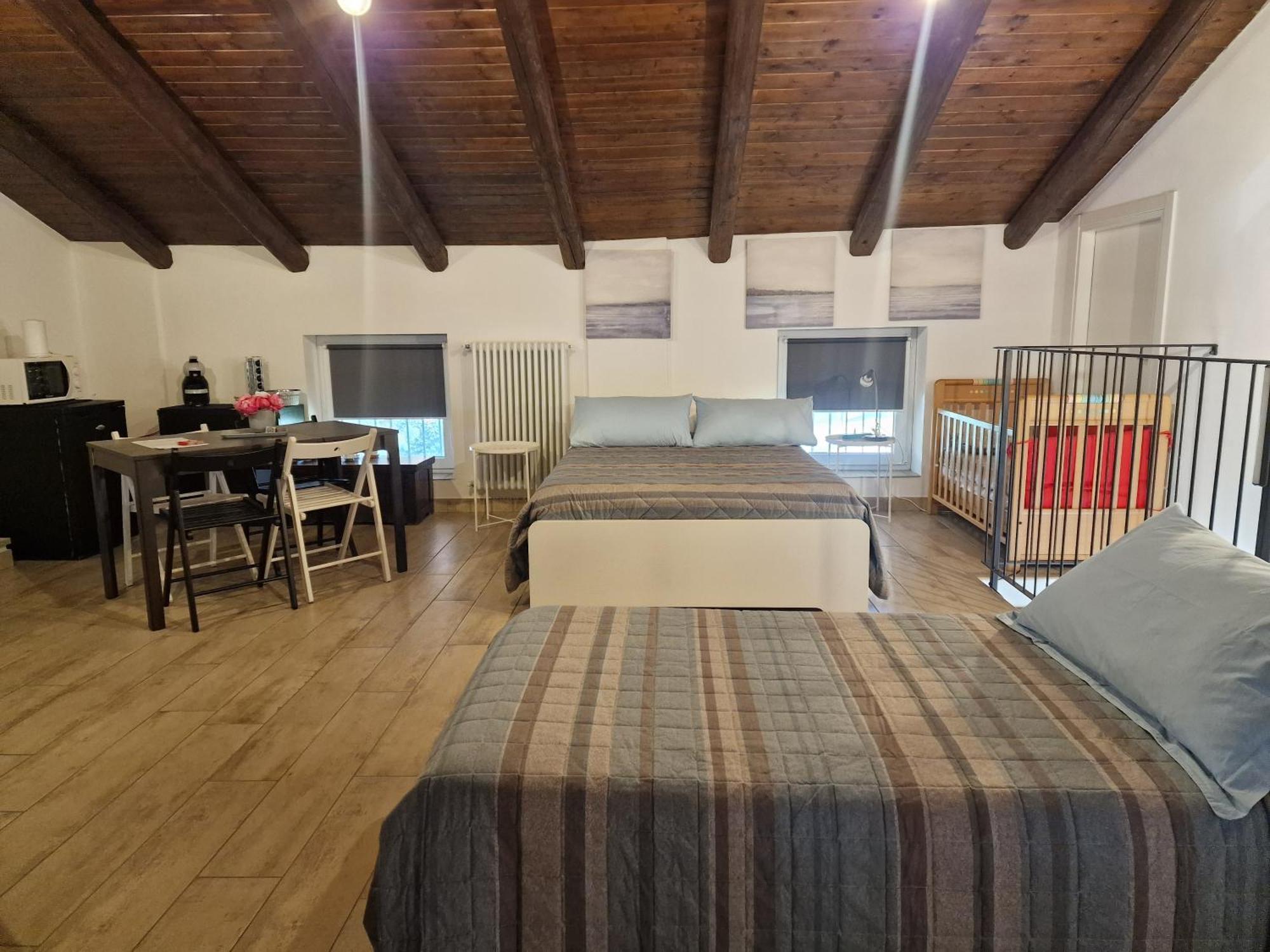 Bed and Breakfast La Tana Dei Corgi Moncrivello Екстер'єр фото