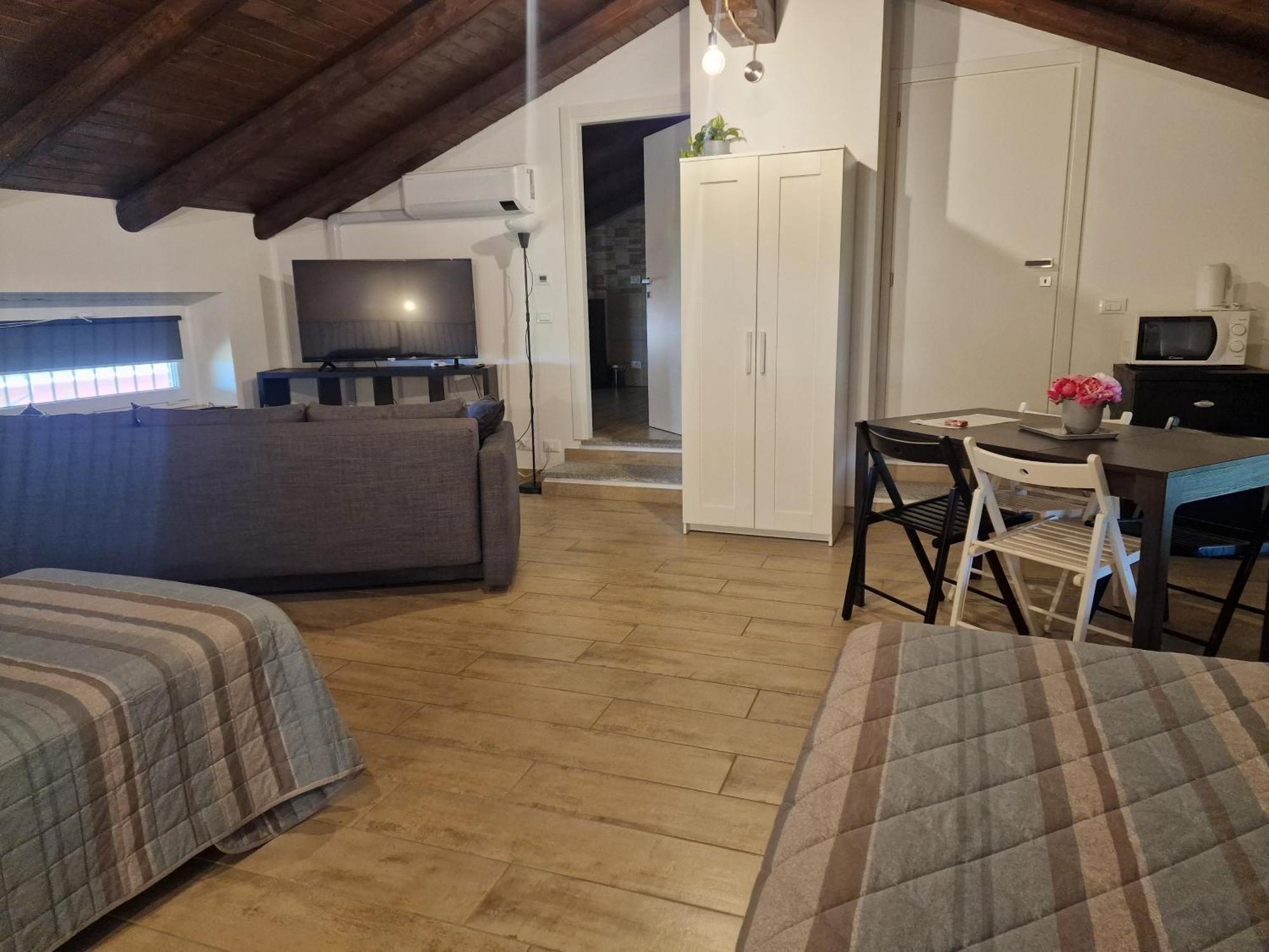 Bed and Breakfast La Tana Dei Corgi Moncrivello Екстер'єр фото