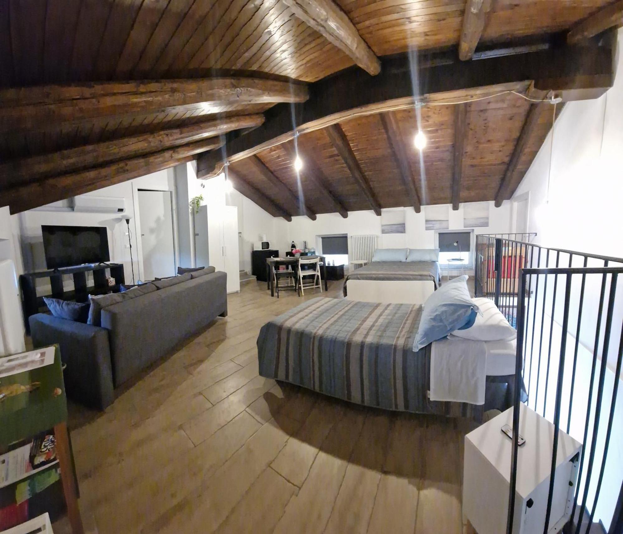 Bed and Breakfast La Tana Dei Corgi Moncrivello Екстер'єр фото